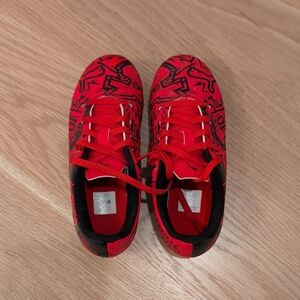 Puma Red and Black Graphic ⚽ Cleats